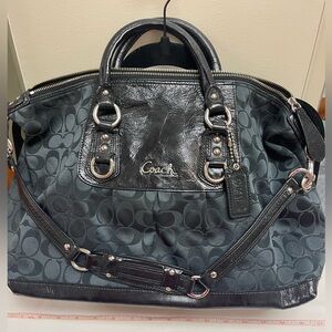 Large shoulder Coach bag.
